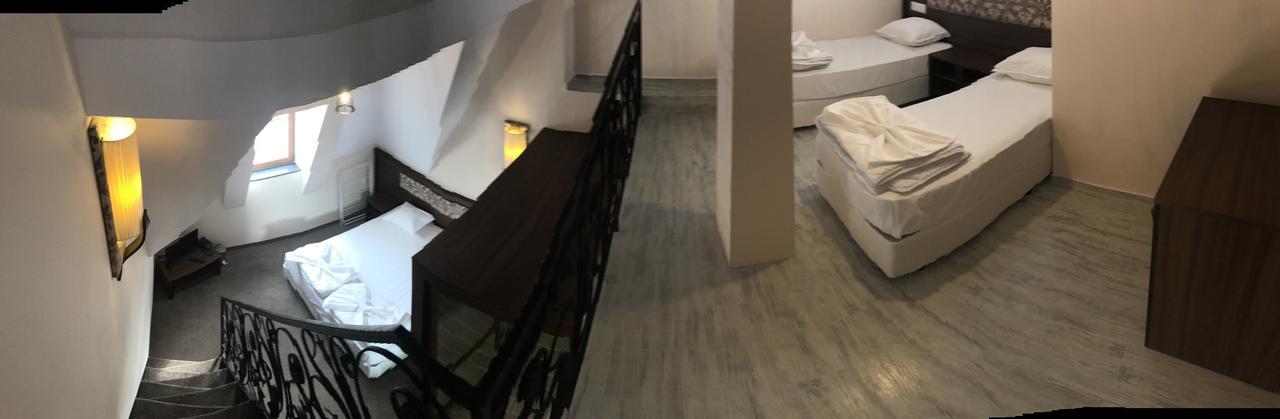 Hotel Aristokrat Обзор Экстерьер фото